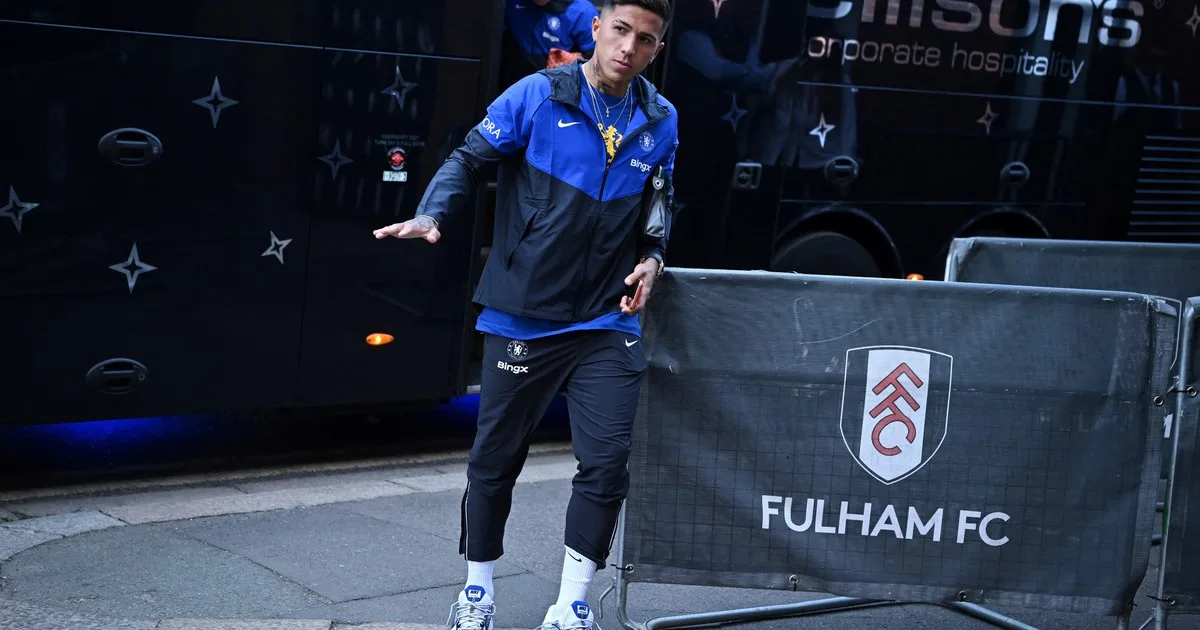 Con Enzo Fernández suplente, Chelsea debuta en la Premier League
