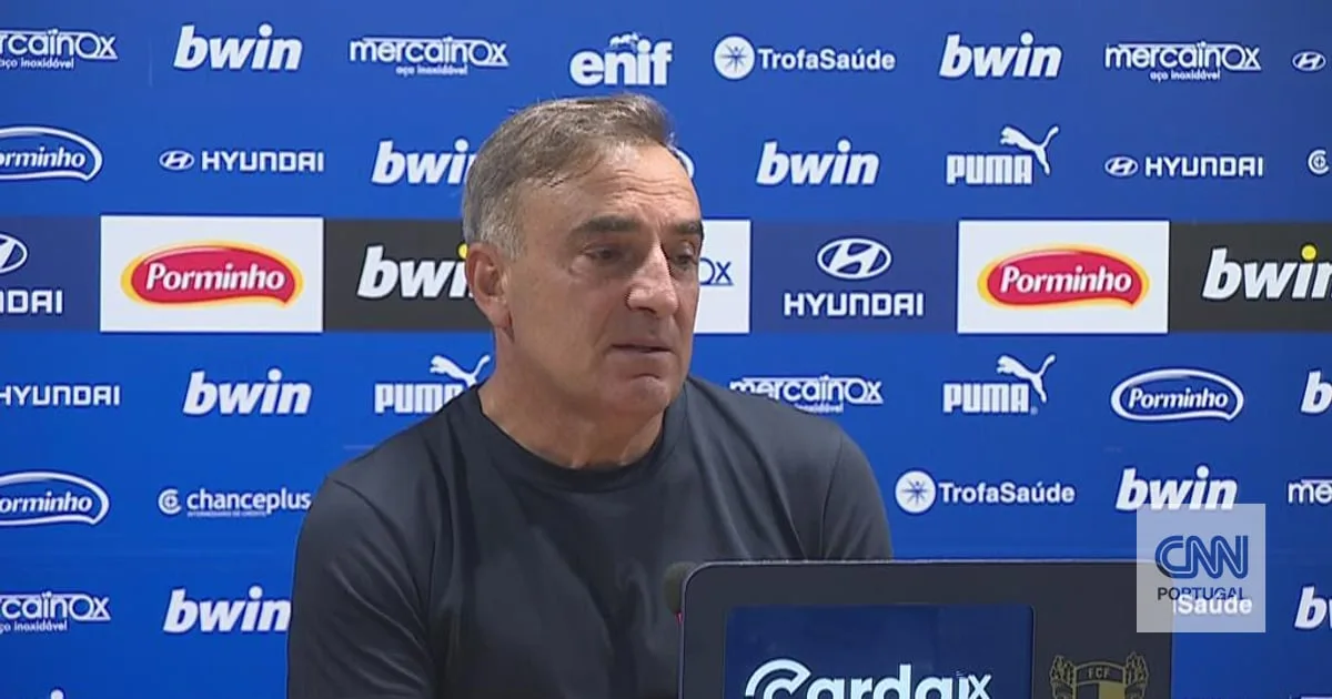 Carvalhal: «Os meus jogadores mereceram este ponto»