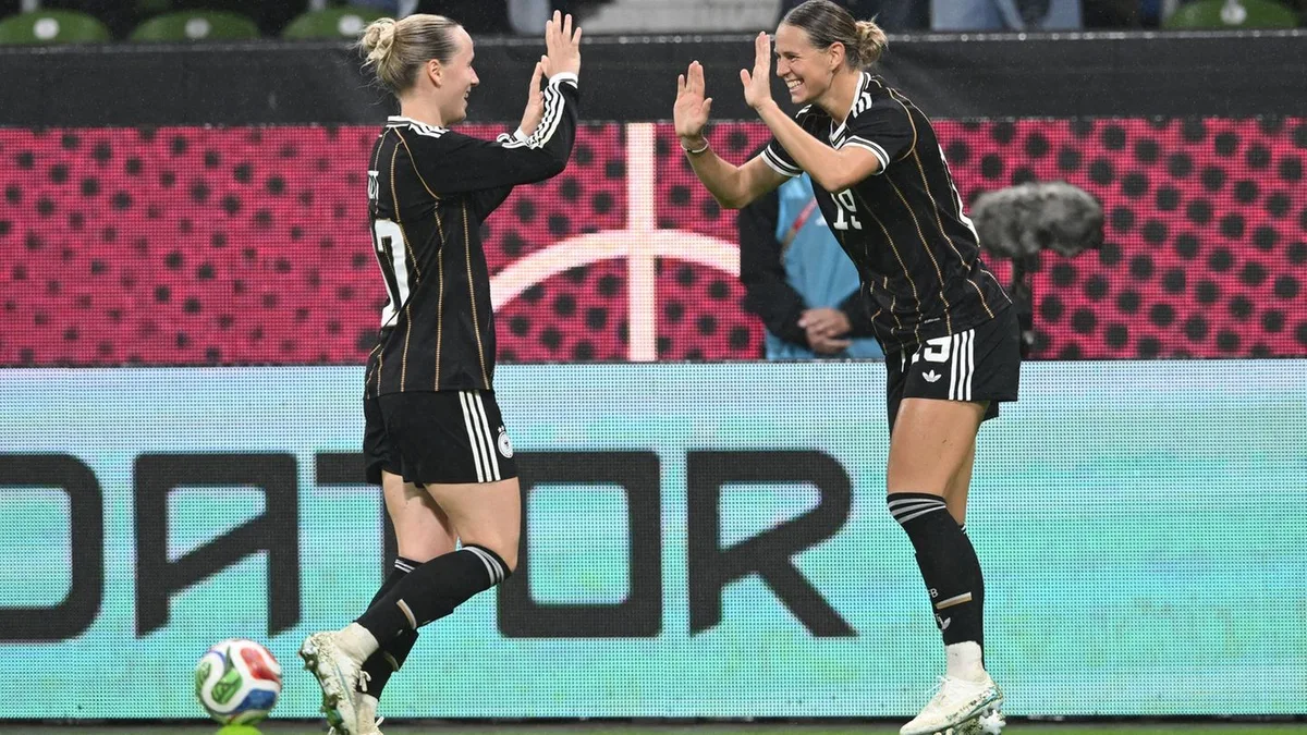 Länderspiel gegen Japan: Bühl und Dallmann führen deutsche Fußballerinnen zum Sieg
