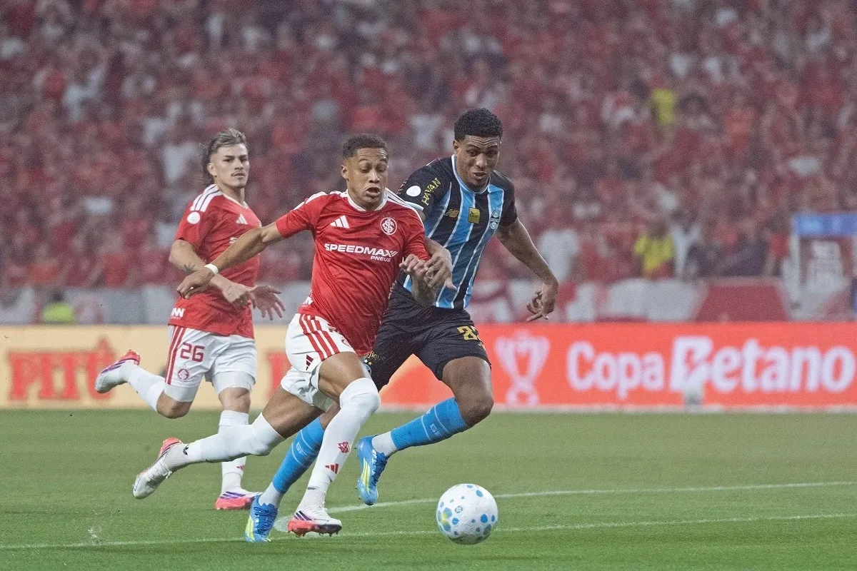 Futebol na TV hoje: Gre-Nal é destaque da quinta-feira (3) recheada