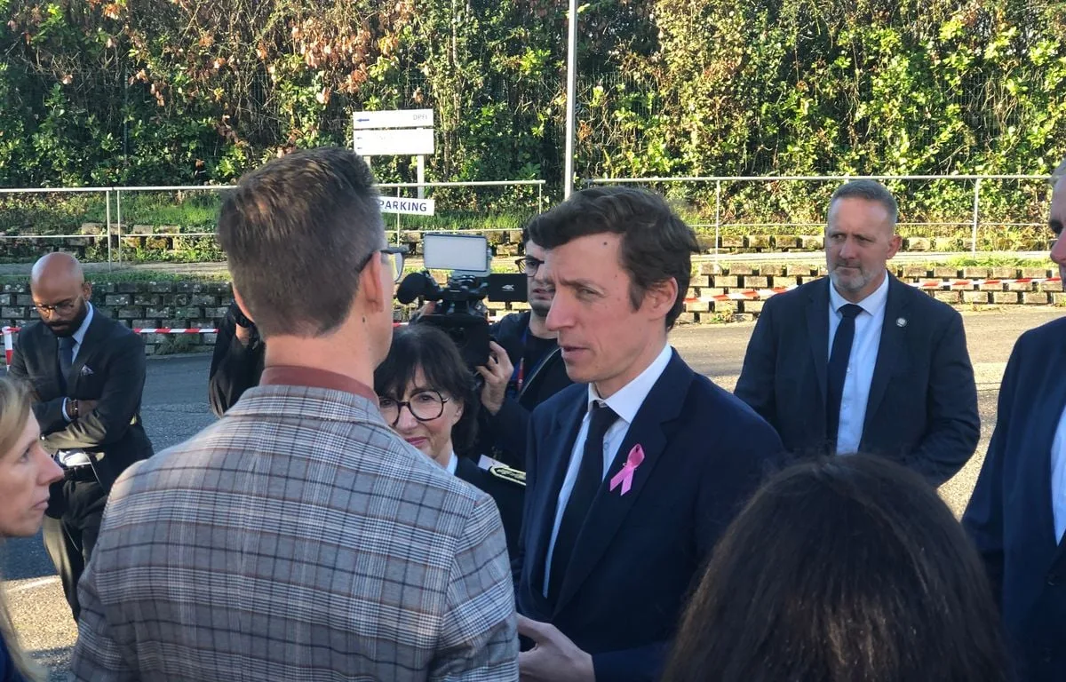 Blocus des lycées : Le ministre de l’Education visite un établissement dégradé près de Bordeaux, sans rencontrer d’élèves