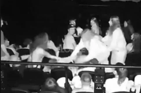 Fuerte pelea en un cine de Entre Ríos: gritos, golpes, gas pimienta y detenciones