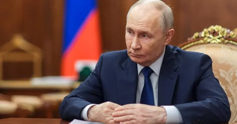 Putin apela ao voto para garantir a "vitória" na Ucrânia
