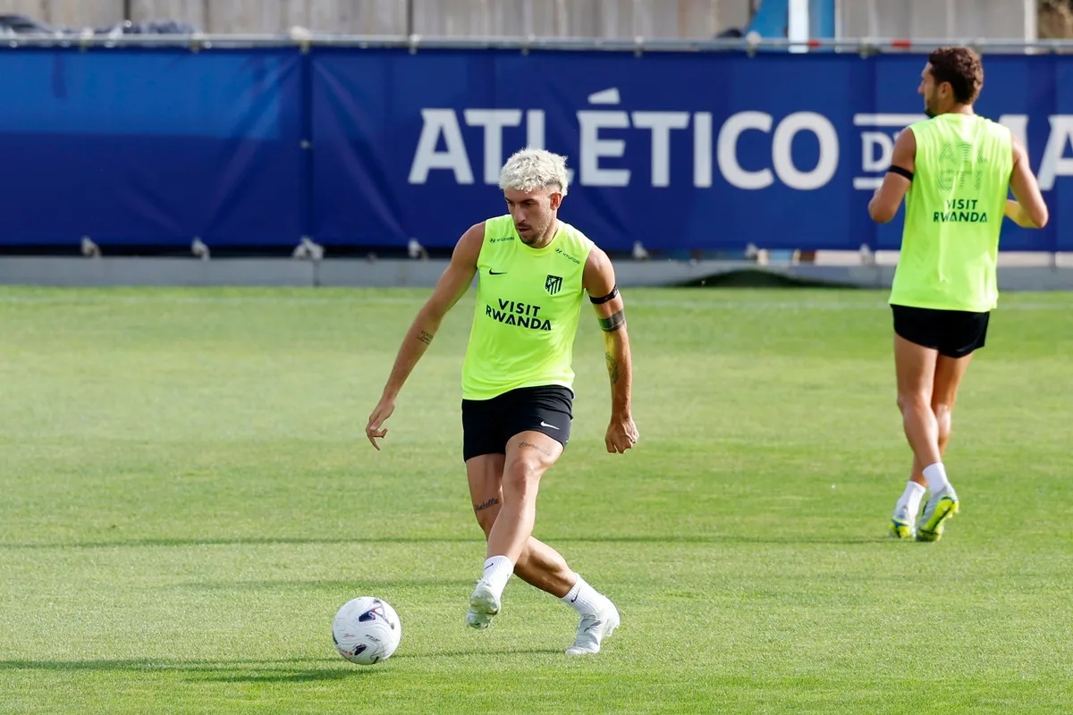 Oficial: El Aston Villa se lleva a Matteo Ruggeri