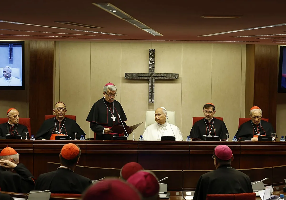 La hora del nuncio: diez nuevos obispos para moldear la Iglesia española