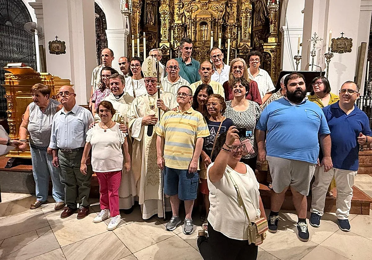 El arzobispo de Sevilla inaugura con una Eucaristía el 50 aniversario de la entidad ANIDI de Dos Hermanas