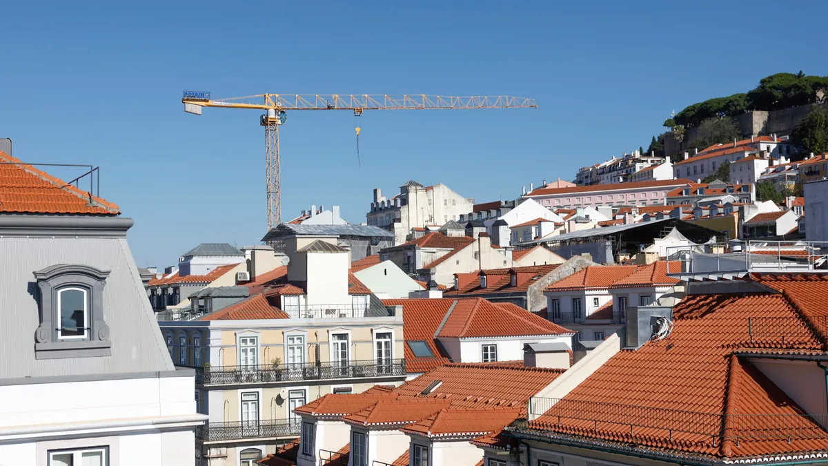Taxas do crédito da casa sobem em todos os prazos
