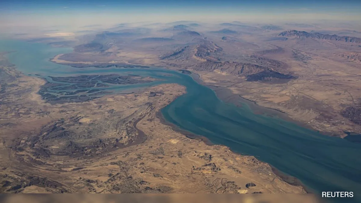 Iran And Oman Agree To Share Revenues From Strait Of Hormuz