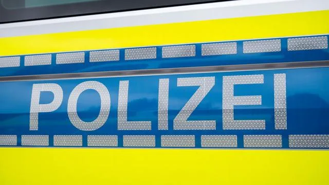 Unfälle: 83-Jährige wird von Auto erfasst und stirbt