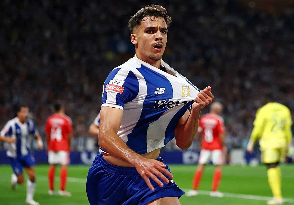 Mimos a Gabri Veiga con la mirada en el Betis - Oporto de la Champions