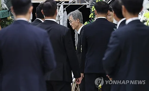여야 지도부·법사위원, 조희대 대법원장 부친상 조문(종합)