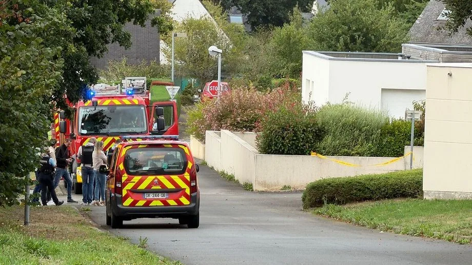 Le forcené qui a tué une femme et blessé son compagnon vendredi à Plourin-lès-Morlaix est mort à l'hôpital