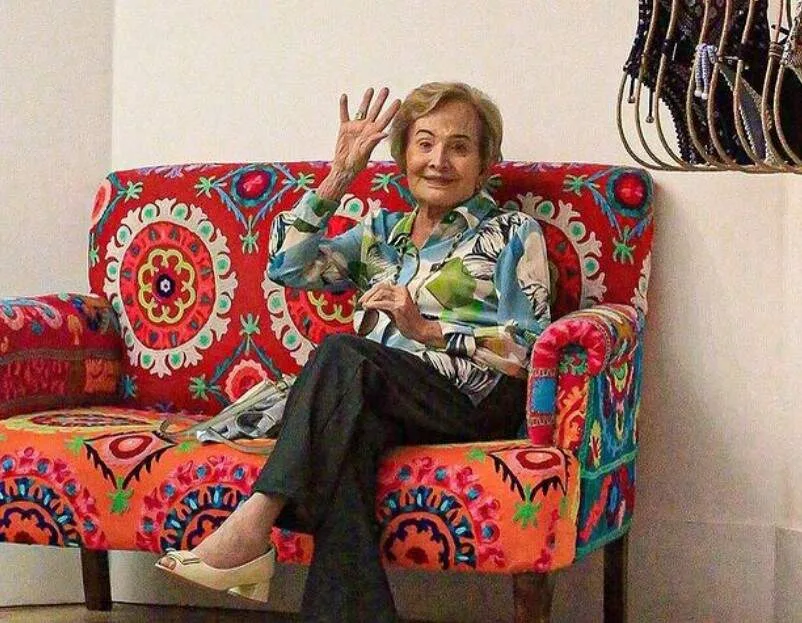 Glória Menezes morre aos 91 anos, após mais de 60 anos como dama da TV
