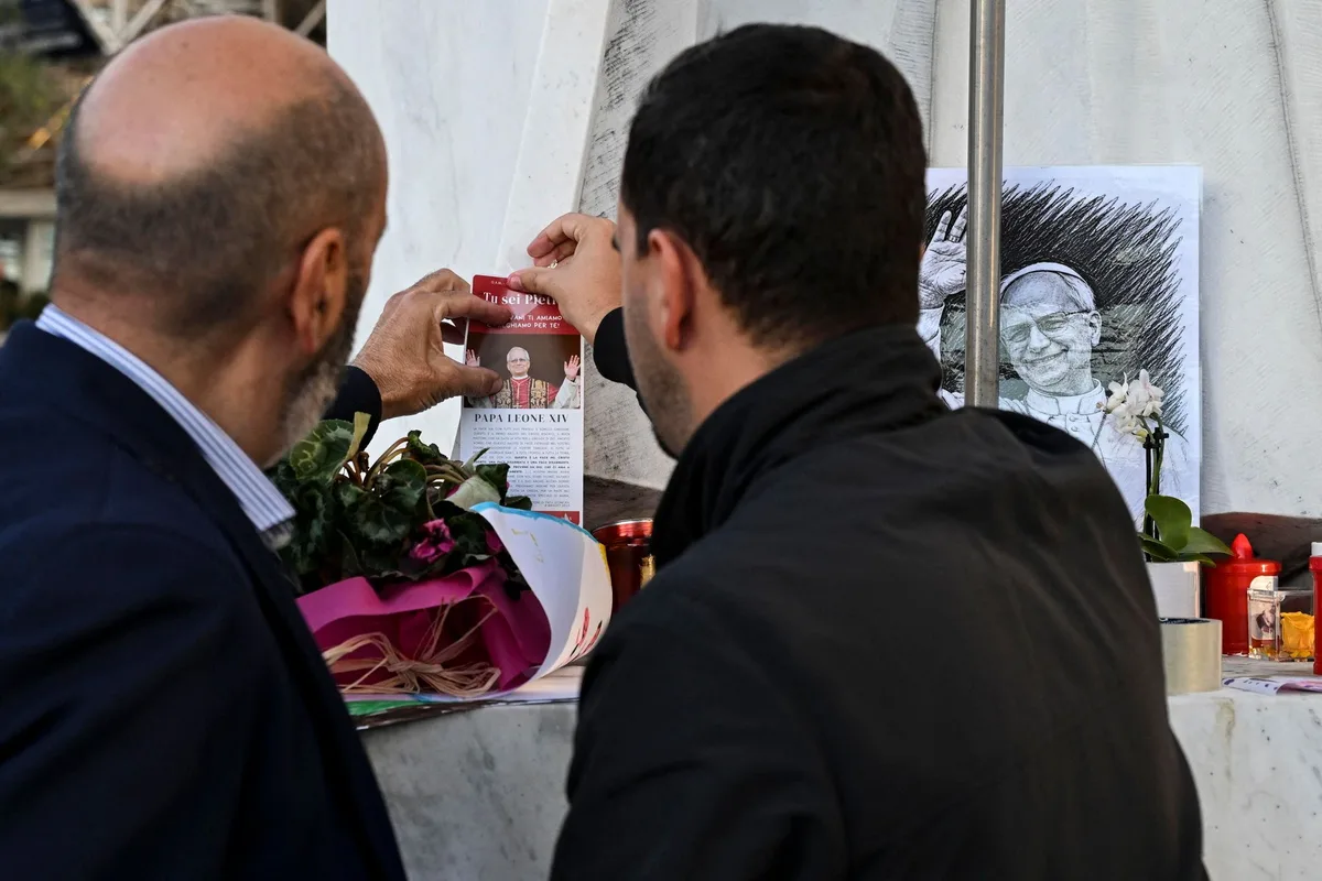 « Marqués au cœur » par la visite du pape Léon XIV en France, ils prient pour lui