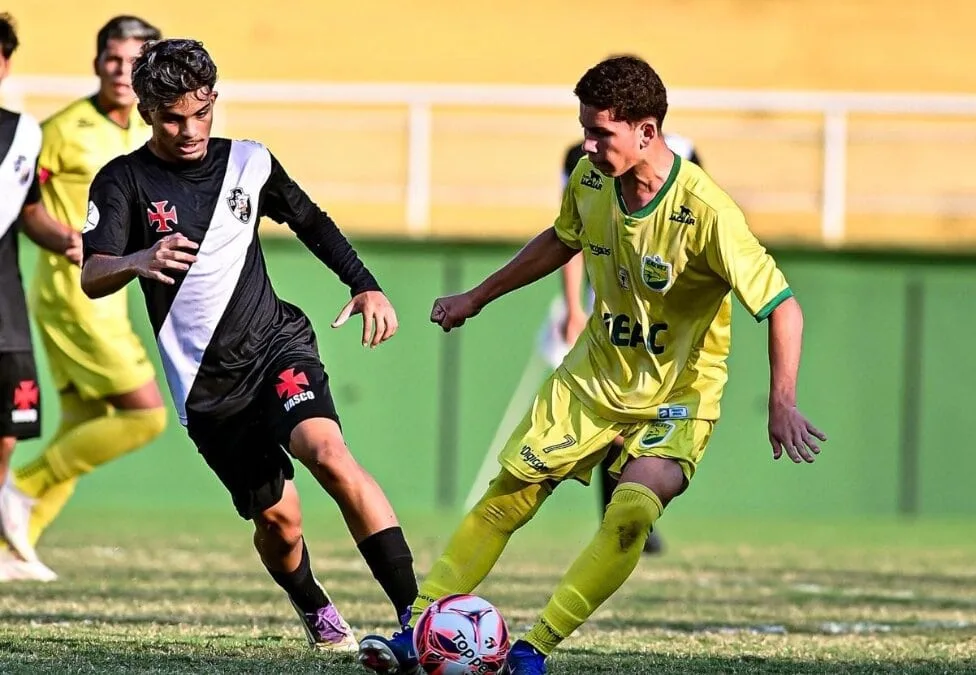 Galvez ganha do Vasco e garante vantagem na semifinal do Estadual Sub-17