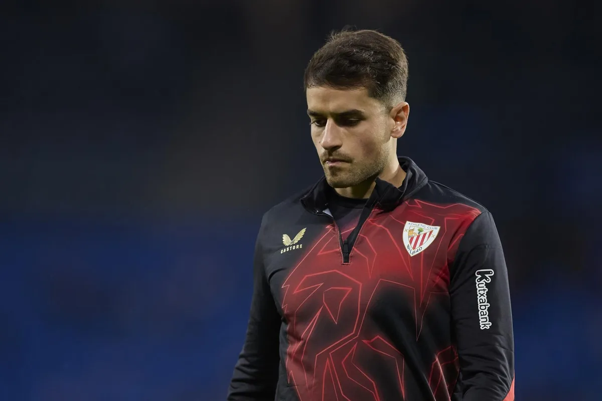 El centrocampista del Athletic Club Beñat Prados, baja ante el FC Barcelona por una lesión muscular