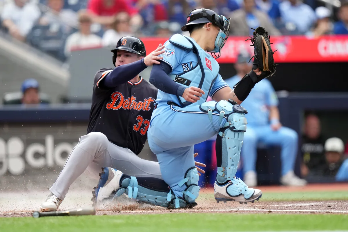 Blue Jays earn critical 5-1 win over Tigers to keep pace in AL wild-card chase