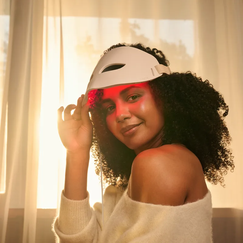 Actualité : Philips débarque sur un nouveau marché avec ReAura, un masque LED modulable qui s'adapte à tout le visage