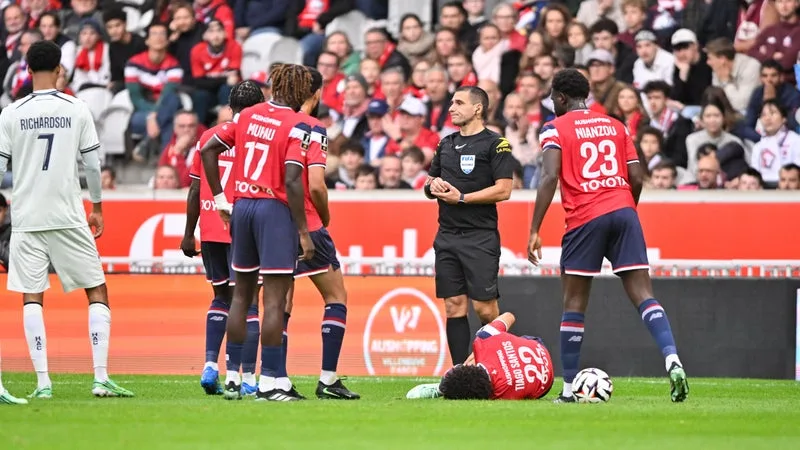 Le Havre renouvèle son "soutien sincère" à Tiago Santos mais "s'interroge" sur "l'initiative du Losc"
