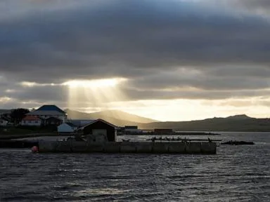 Argentine judge orders halt to Falklands oil project as tensions with Britain rise