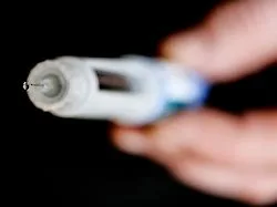 Auch Probleme mit den Haaren: Häufig ablösende Nägel bei Abnehmspritze beobachtet
