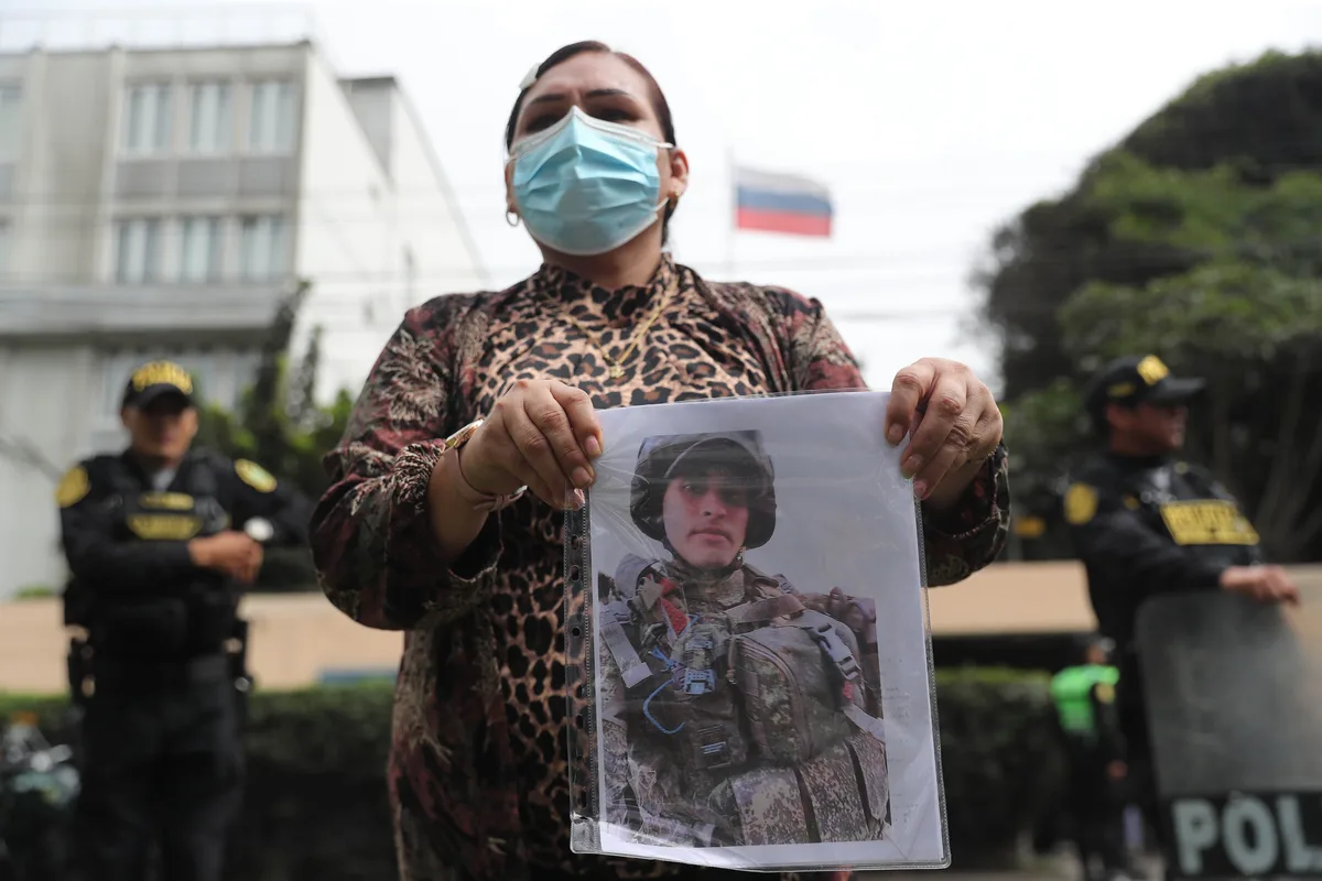 Rusia admite que reclutó peruanos para que vayan al frente de guerra, pero señala que ellos “conscientes de los riesgos asociados”