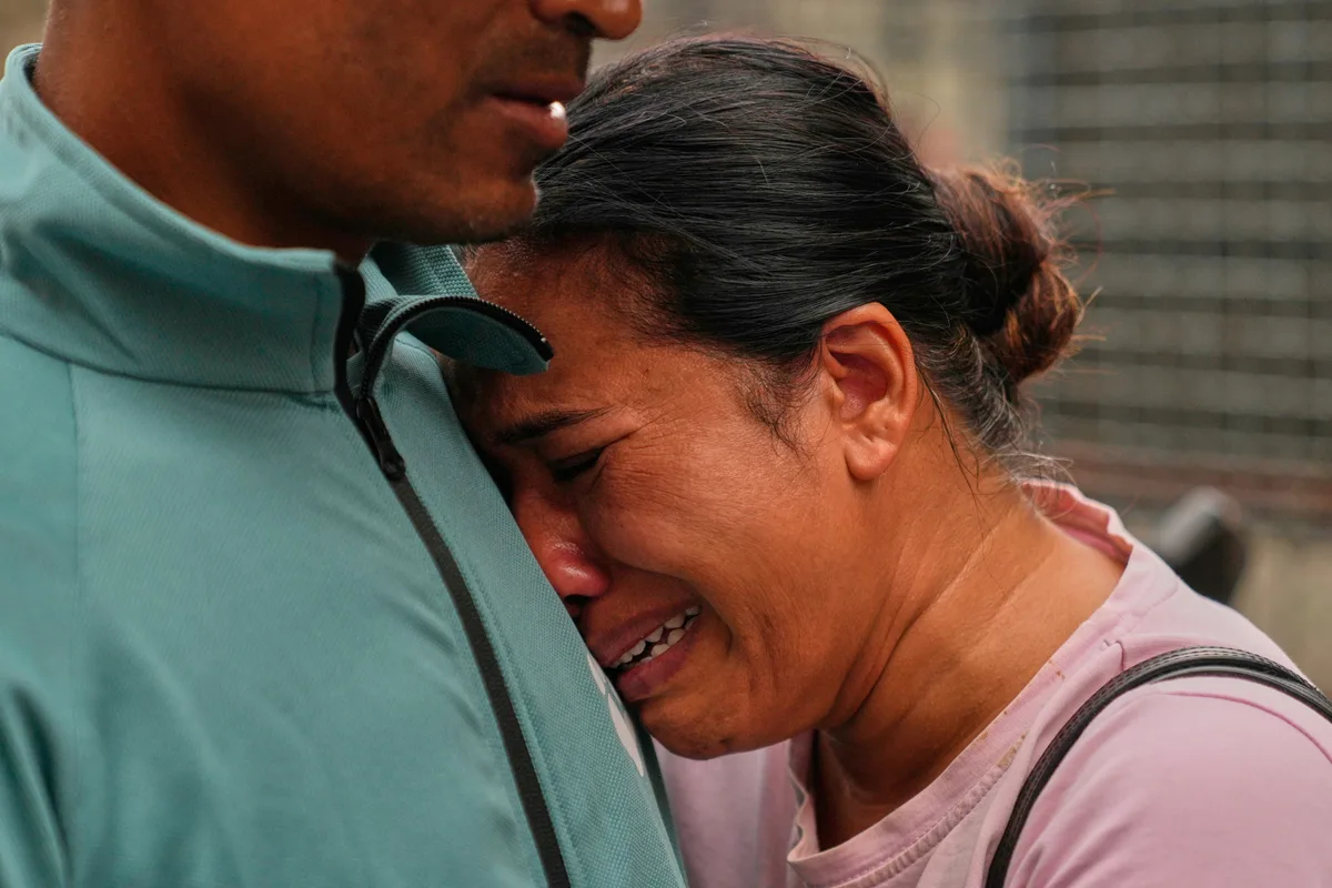 Rescuers retrieve flood survivors in Nepal as death toll continues to climb