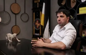 Defesa de Renan Santos pede que TSE revogue decisão de Toffoli que suspendeu campanha