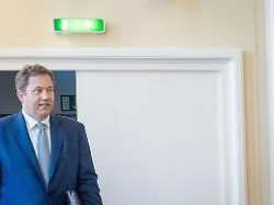Mehr abgeschlossene Fälle: Finanzministerium fordert Cum-Ex-Milliarden zurück