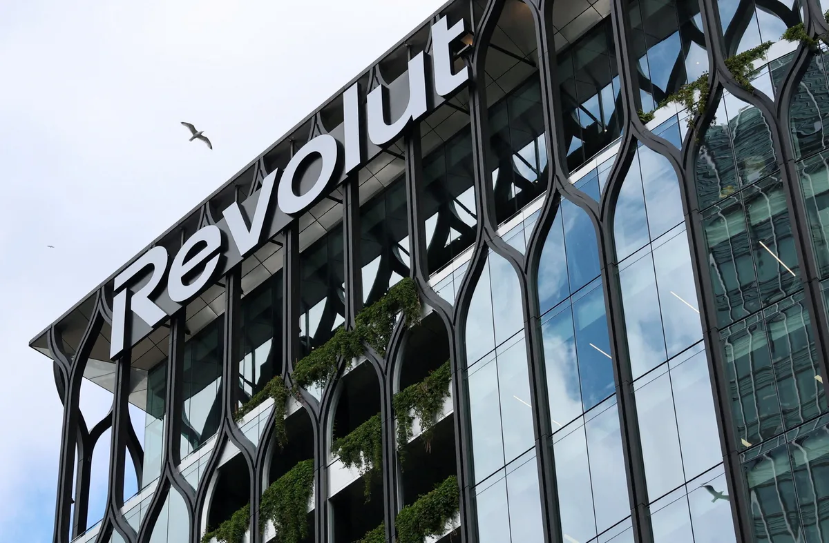 Revolut abre la puerta a cotizar a la vez en Londres y Nueva York