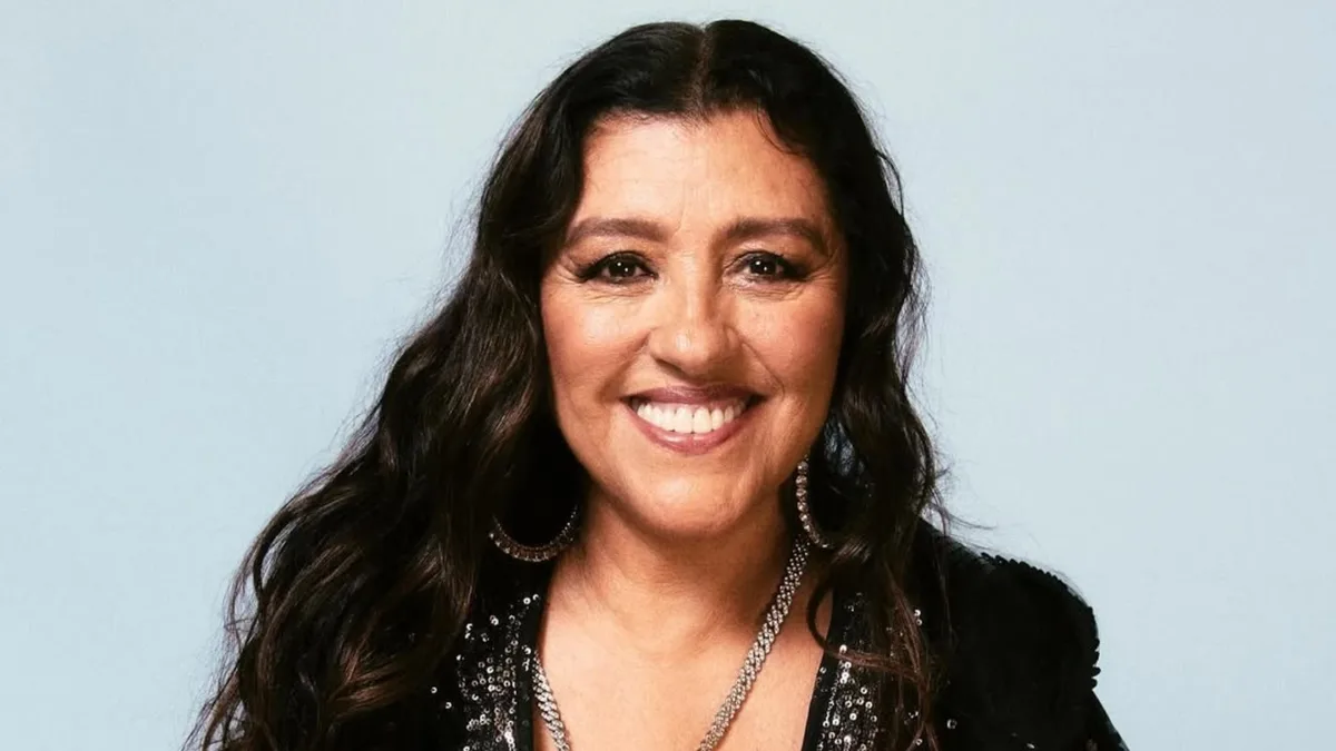 Após 50 anos de carreira, Regina Casé recorre à Lei Rouanet pela primeira vez