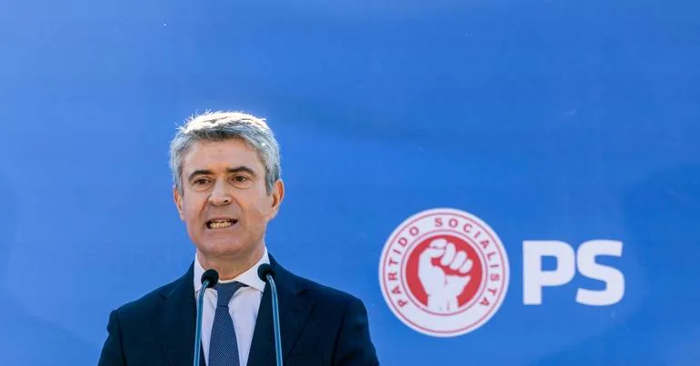 Até onde vai o PS para manter Estado a bordo na TAP