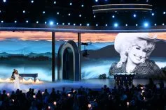 Noah Kahan Offers a ‘Bridge Over Troubled Water’ for Tearful ‘In Memoriam’ Segment at 2026 Emmys