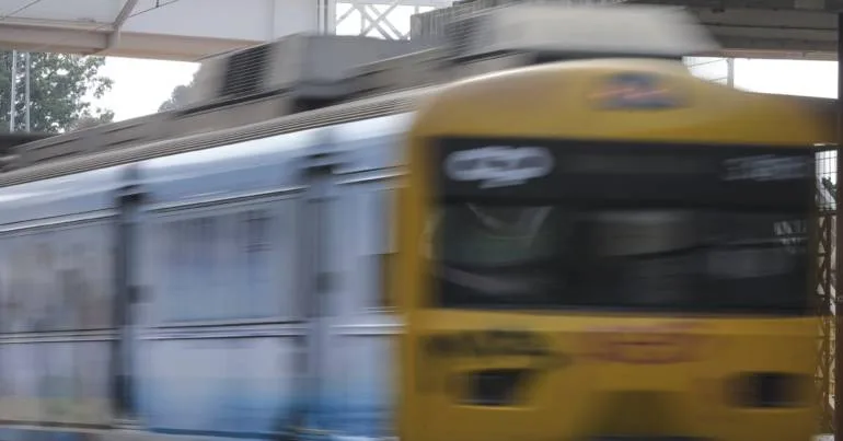 Circulação ferroviária interrompida entre Lisboa e Cascais