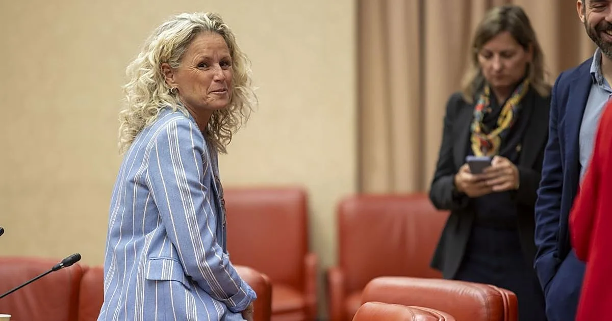 Sánchez fulmina a la portavoz del PSOE para salvar su relato sobre vivienda