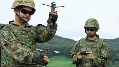 Drohnen und Hightech-Chips: Japans neue Verteidigungslinie