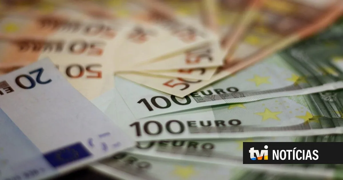 5 euros aqui, 10 ali: o dinheiro que sai da conta todos os meses sem dar por isso