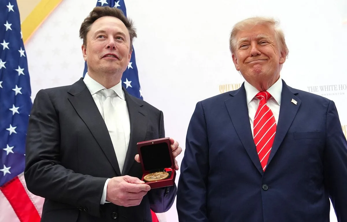 Etats-Unis : C’est un « trésor national »… Trump décore Musk d’une médaille scientifique