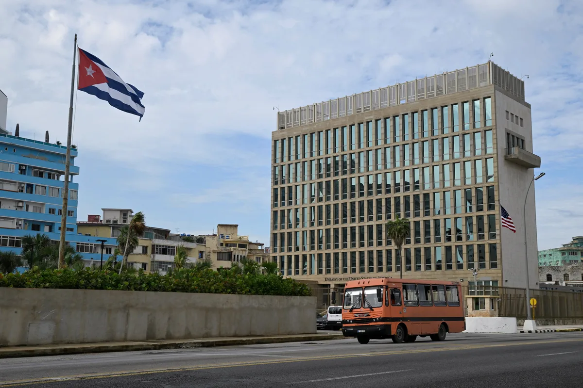 Cómo impacta en Cuba la extensión firmada por Donald Trump del embargo hasta septiembre de 2027