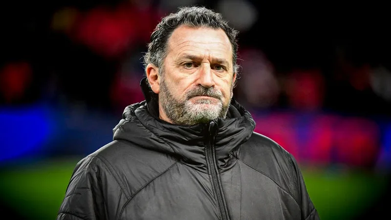 Eric Olhats de nouveau dans le viseur de la justice? Une enquête réclamée contre l'ancien mentor de Griezmann pour suspicions de soumission chimique