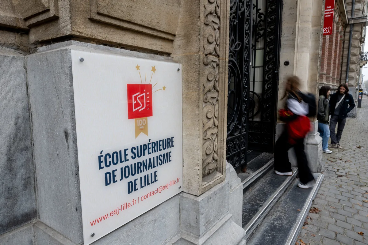 Antisémitisme et complotisme : quand un responsable de la prestigieuse ESJ Lille dérape sur X