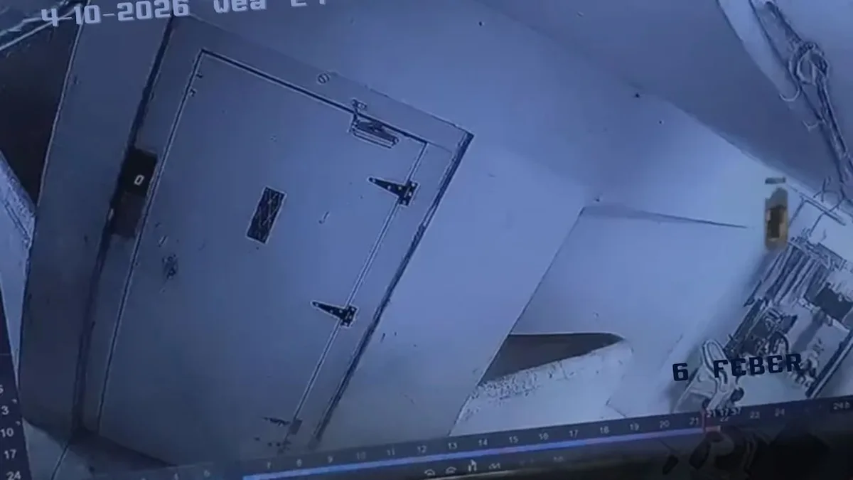 10-Year-Old Girl Throws Neighbour's Toddler Off 6th Floor Of Mumbai Building