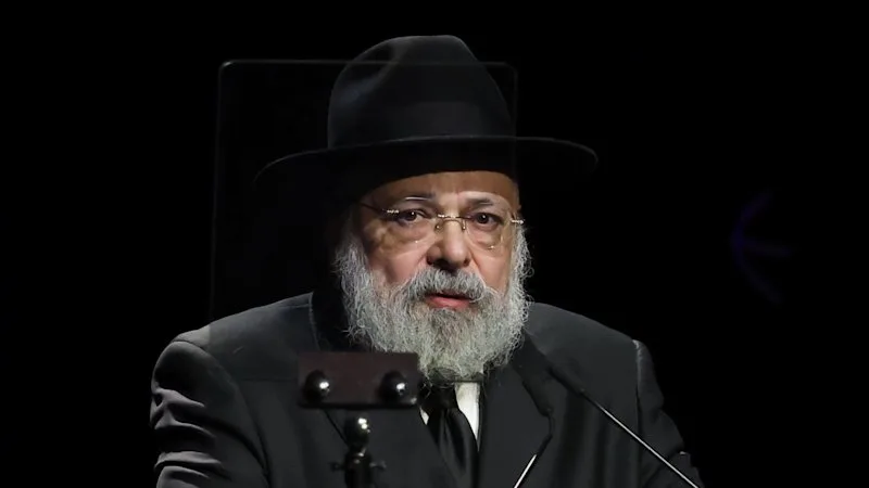 Liberals wanted to extend the royal commission. But Jewish groups did not join the call