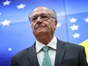Alckmin diz que PL apoiou fim da escala 6×1 por ‘medo eleitoral’