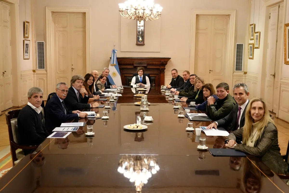 Javier Milei reunió a su Gabinete y se pone al frente de la negociación por las reformas