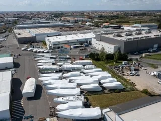 Nautisme : avec un chiffre d’affaires en hausse, Beneteau redresse la barre mais reste prudent