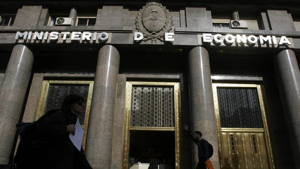 El Gobierno aumentó una reserva discrecional en el Presupuesto 2027 a casi $15 billones