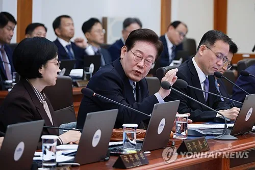 李대통령 "성장 위해 양극화 완화해야…3대 사회정책 역량 집중"(종합)