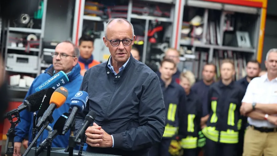 Nach Waldbrand: Merz in Waldbrandgebiet: „Das ist Klimawandel“
