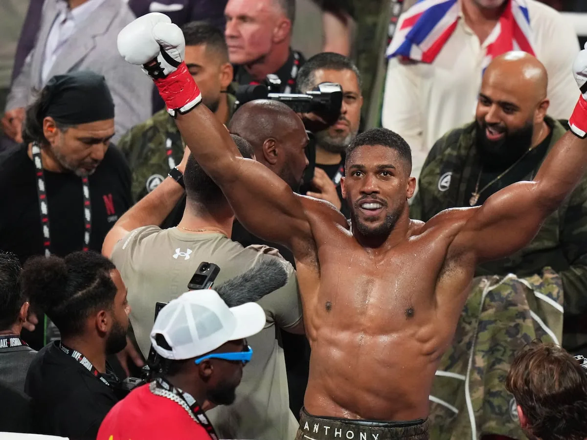 Tyson Fury vs Anthony Joshua fight set for December in Cardiff